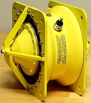 Lubell VC2C, gelber Tieffrequenz-Unterwasserwandler